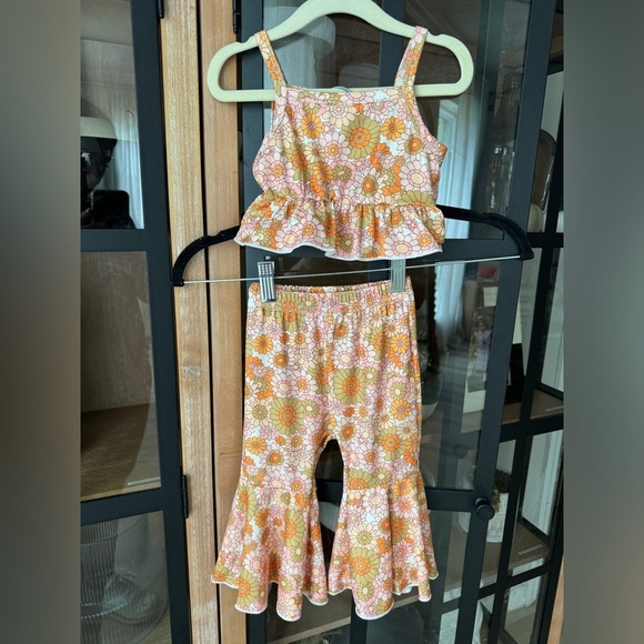 Groovy flower set 2 piece flare leggings pants crop top baby toddler girl floral - Picture 7 of 8